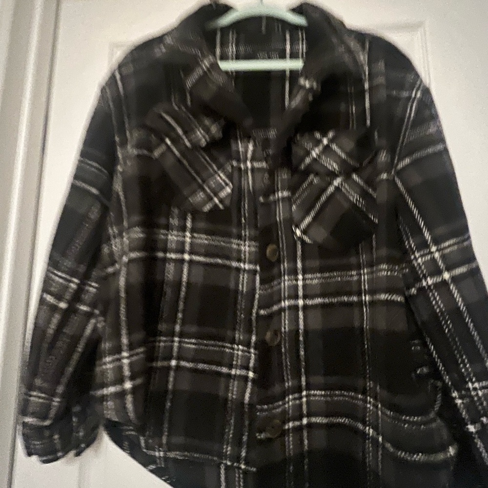 Black heavy shacket. Very nice for fall/winter. Worn three times